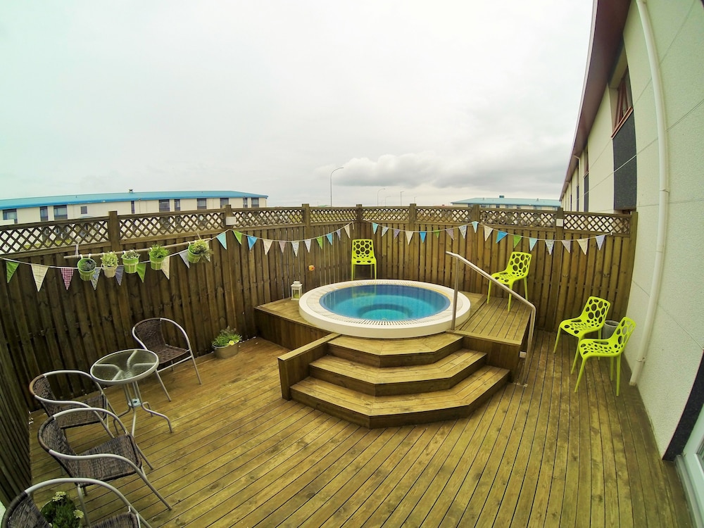 Eldey Airport Hotel 42/46