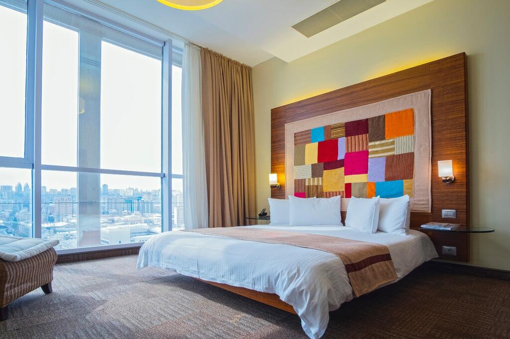 Room at Landmark Baku Hotel, BAKU