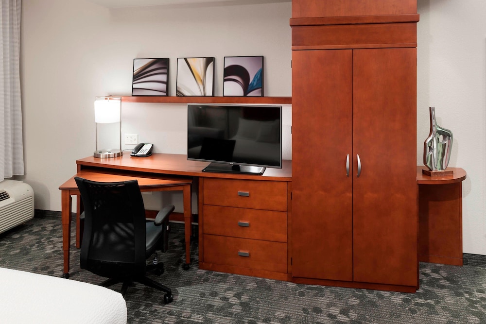 Courtyard by Marriott Franklin Cool Springs 49/53