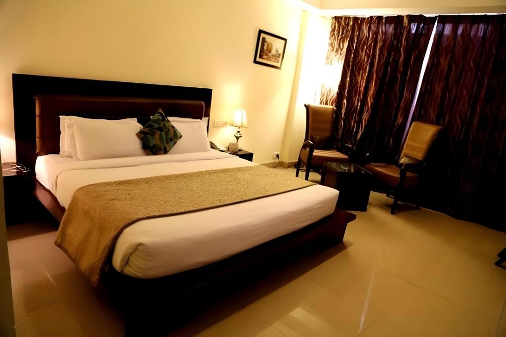 Eqbal Inn 5/16