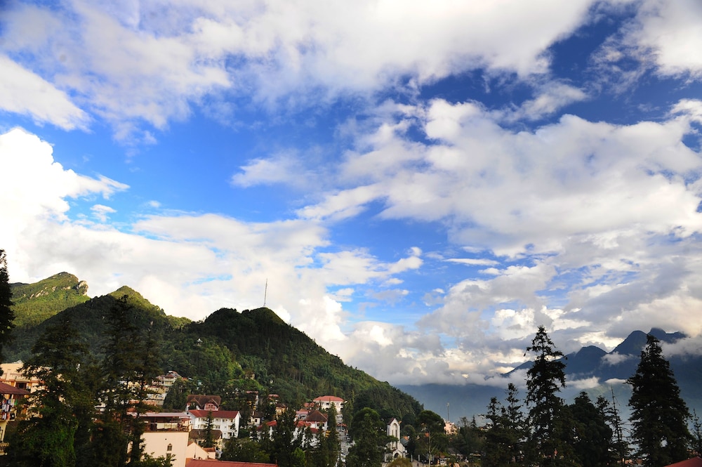 Sapa Elegance Hotel 56/65