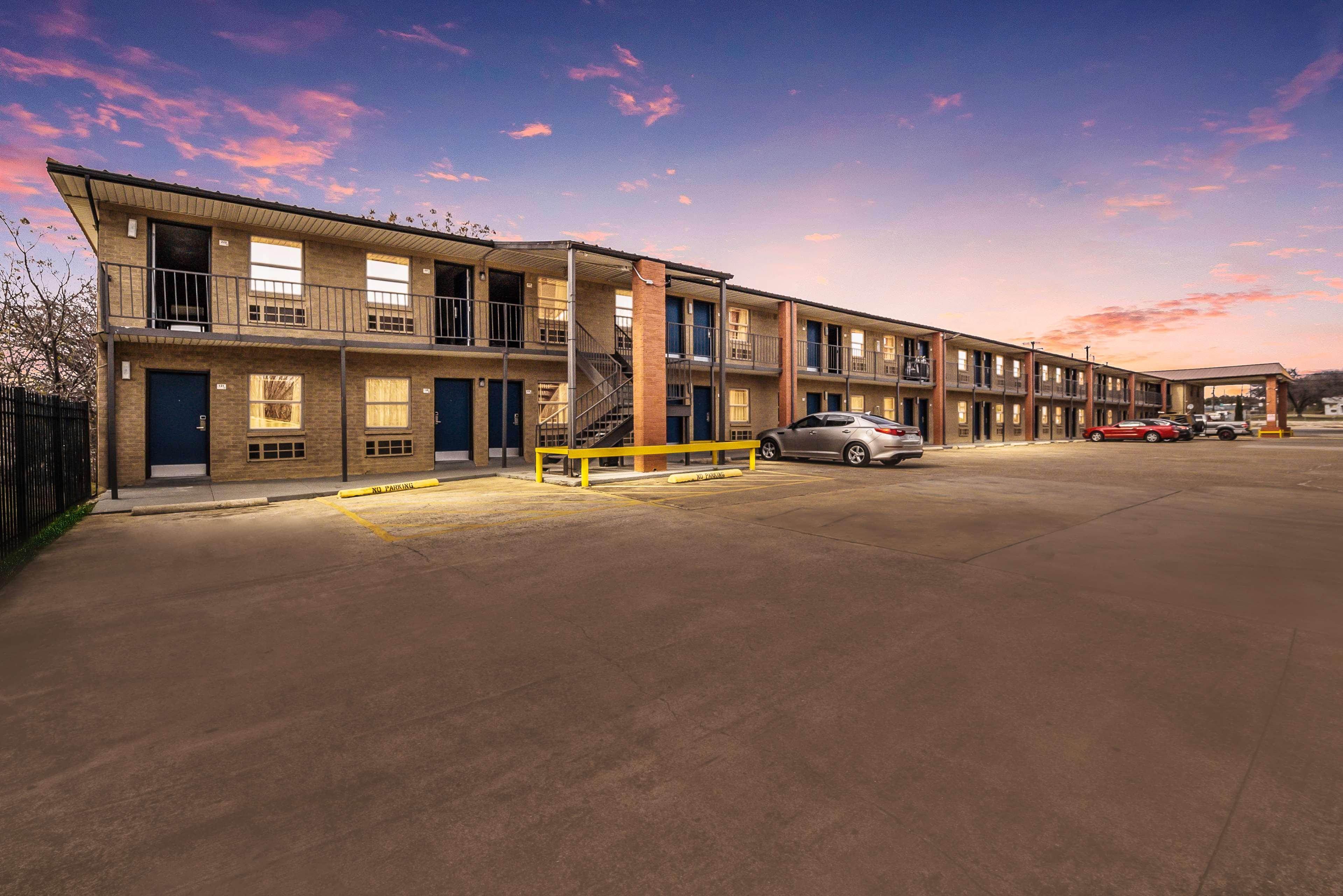 Motel6 Dallas, TX 58/59