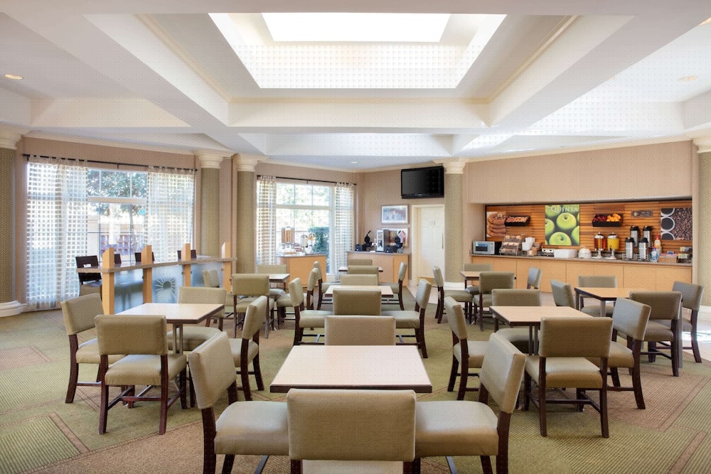 La Quinta Inn Suites Ocala 44/72