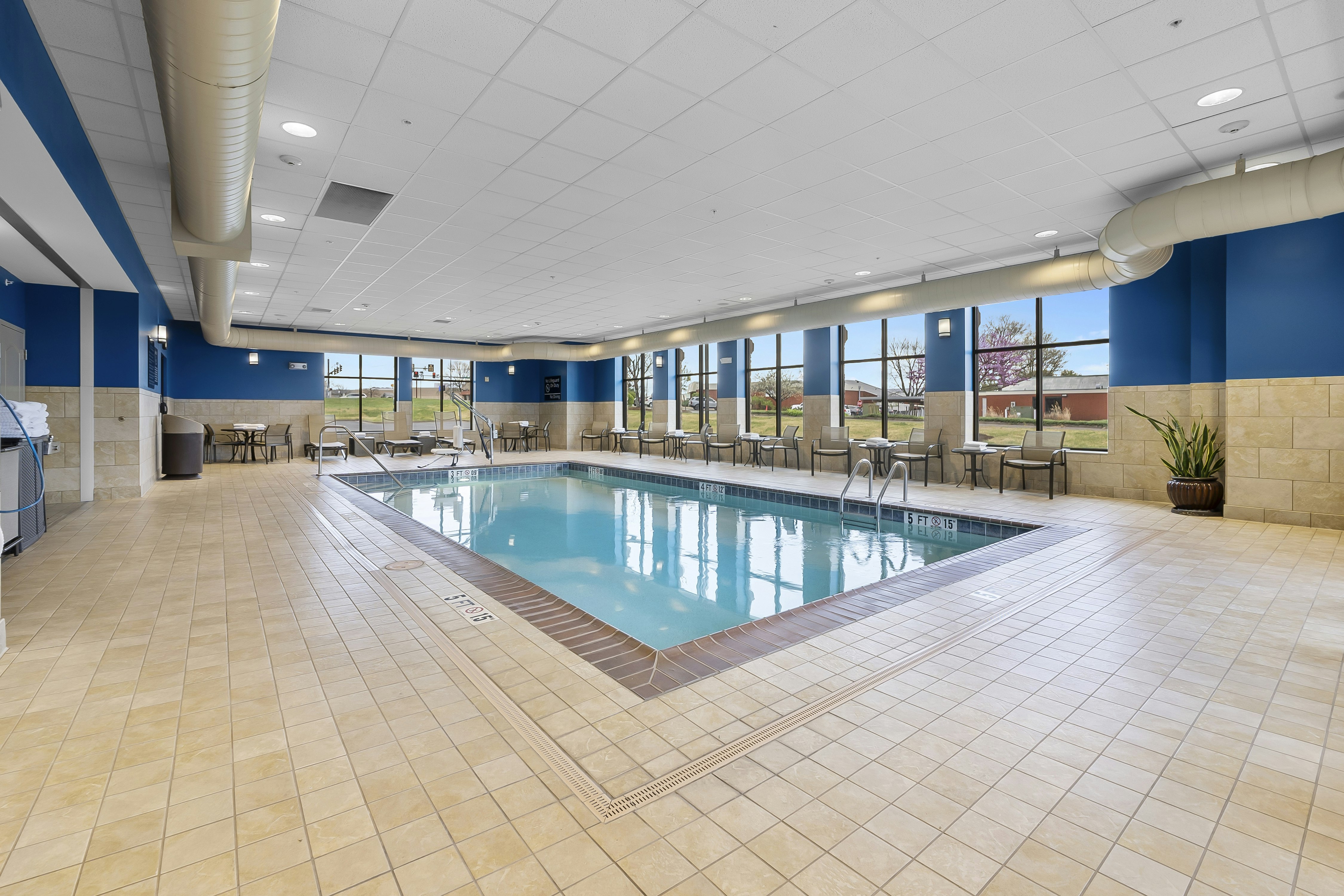 Hampton Inn Cape Girardeau I 55 East Mo 18/46