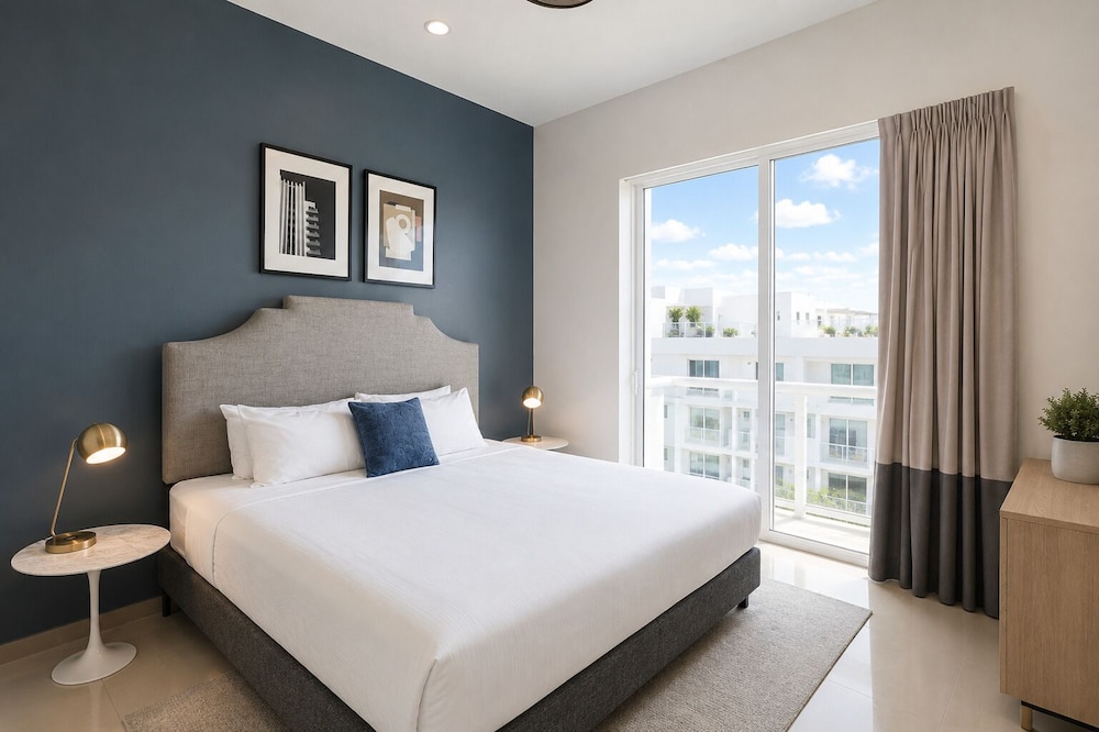Roami at Habitat Brickell 27/50