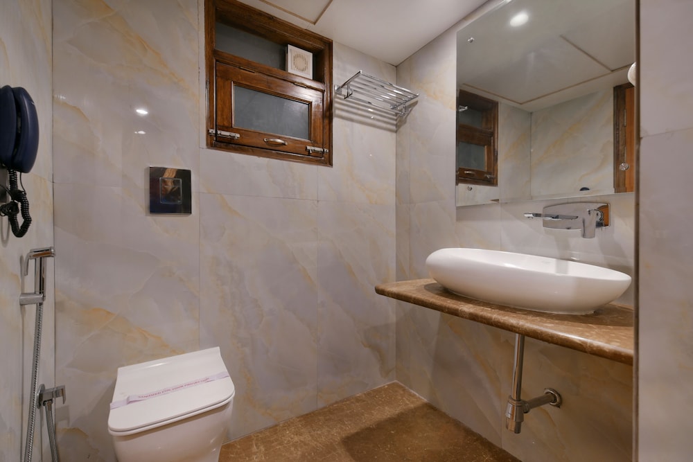 Hotel Blue Pearl Paharganj 49/50