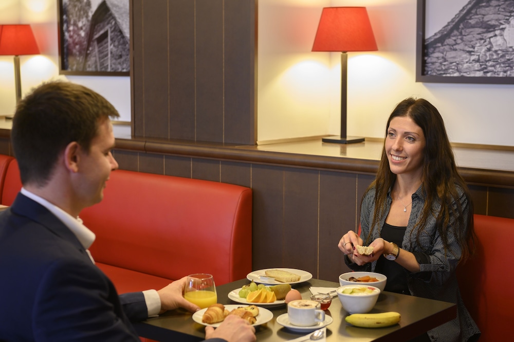ibis Styles Parc des Expositions de Villepinte 54/67