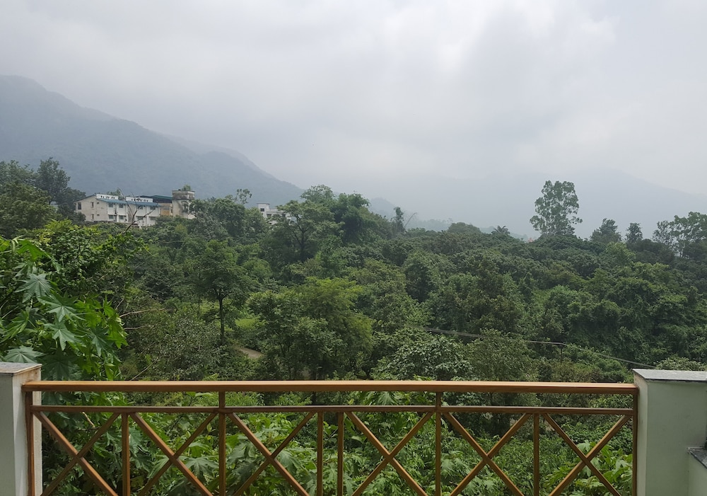 Hotel Rajpur Heights 45/50