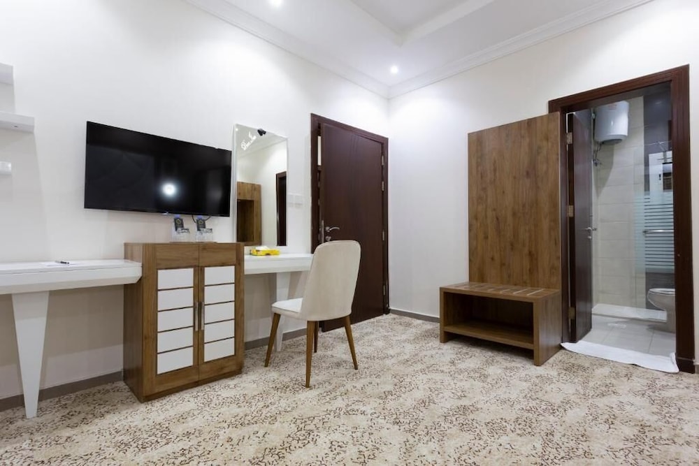 شقق ديور إن الفندقية(Dior Inn serviced apartments) 21/27