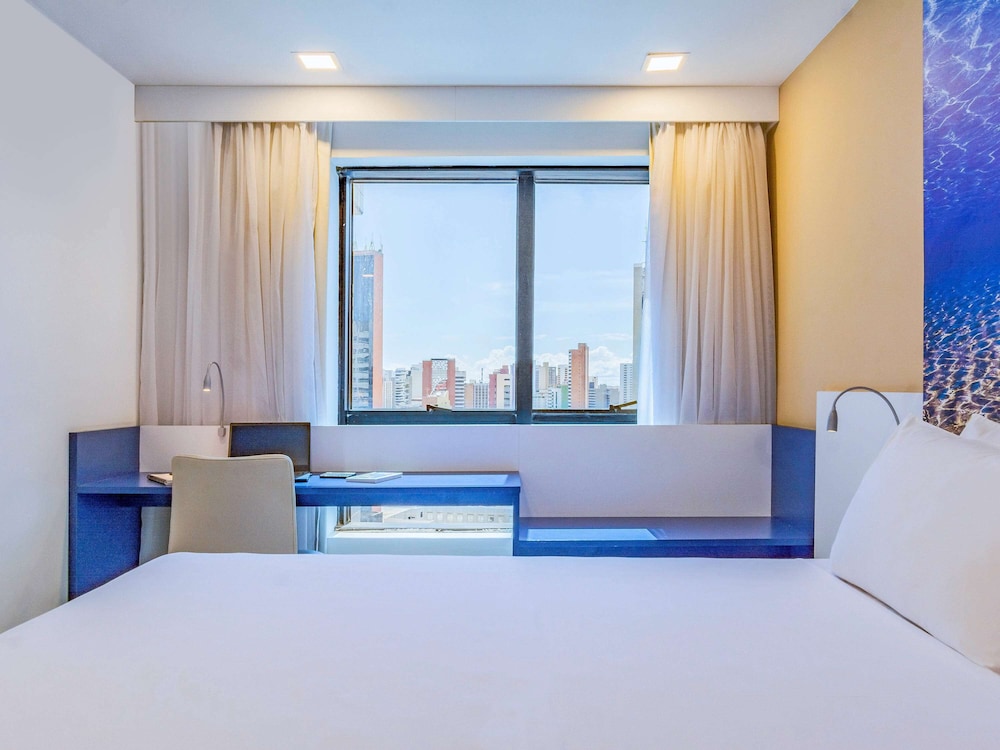 Mercure Fortaleza Meireles Hotel 4/75