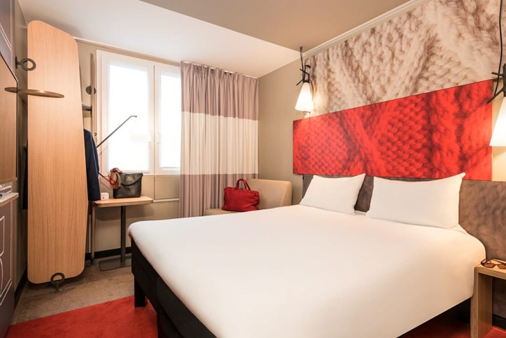 Ibis Bordeaux Centre Bastide 11/72