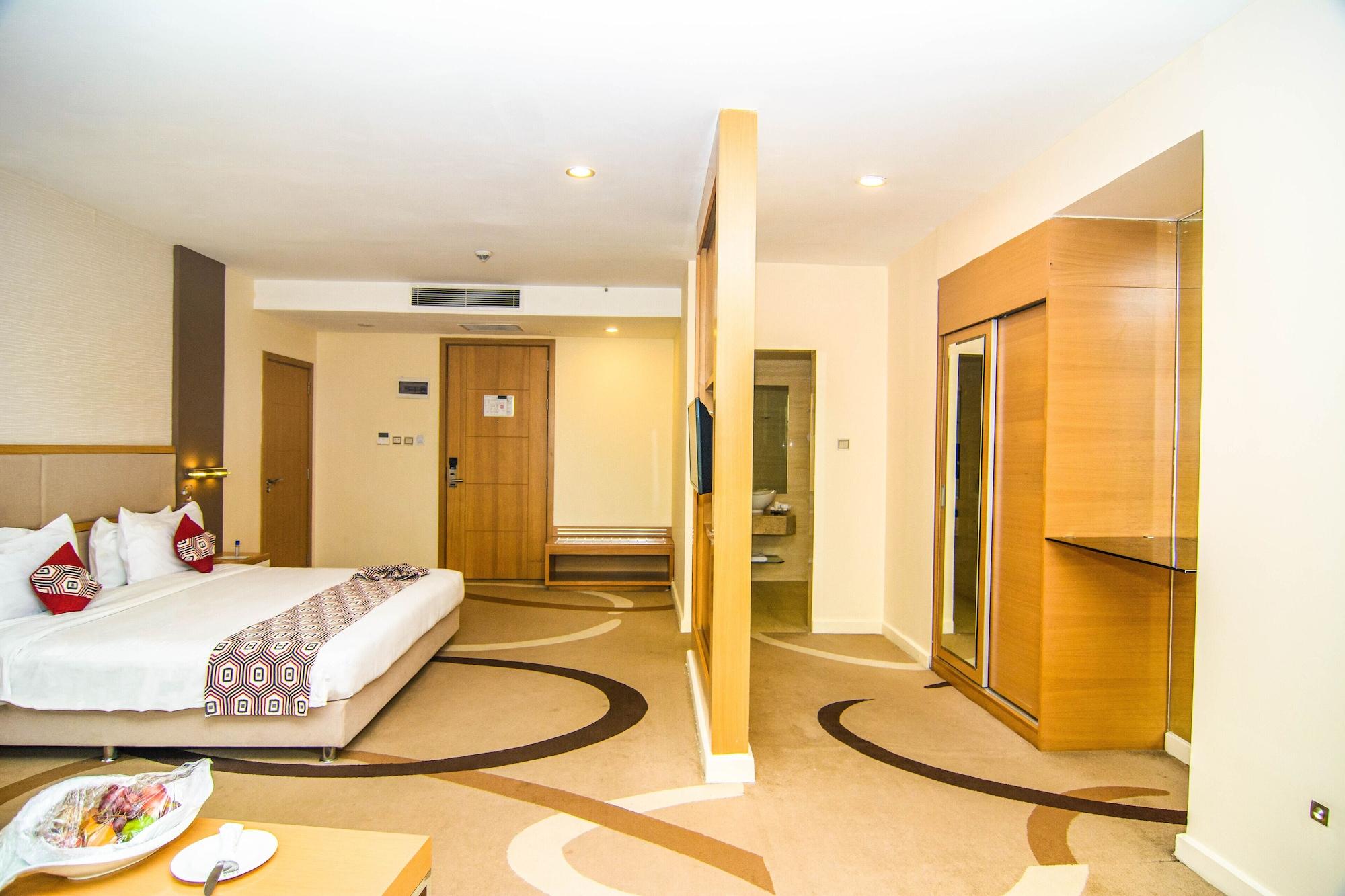 Deluxe Room, PrideInn Azure Hotel Nairobi Westlands 4/5