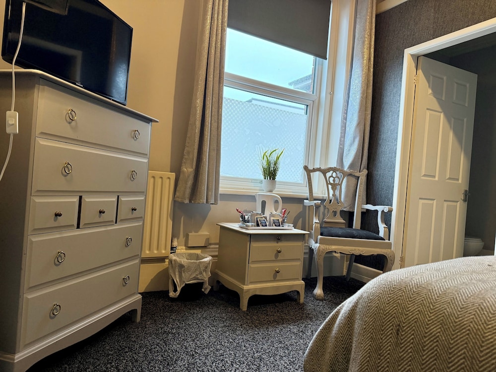 St Andrews House Hotel 25/50
