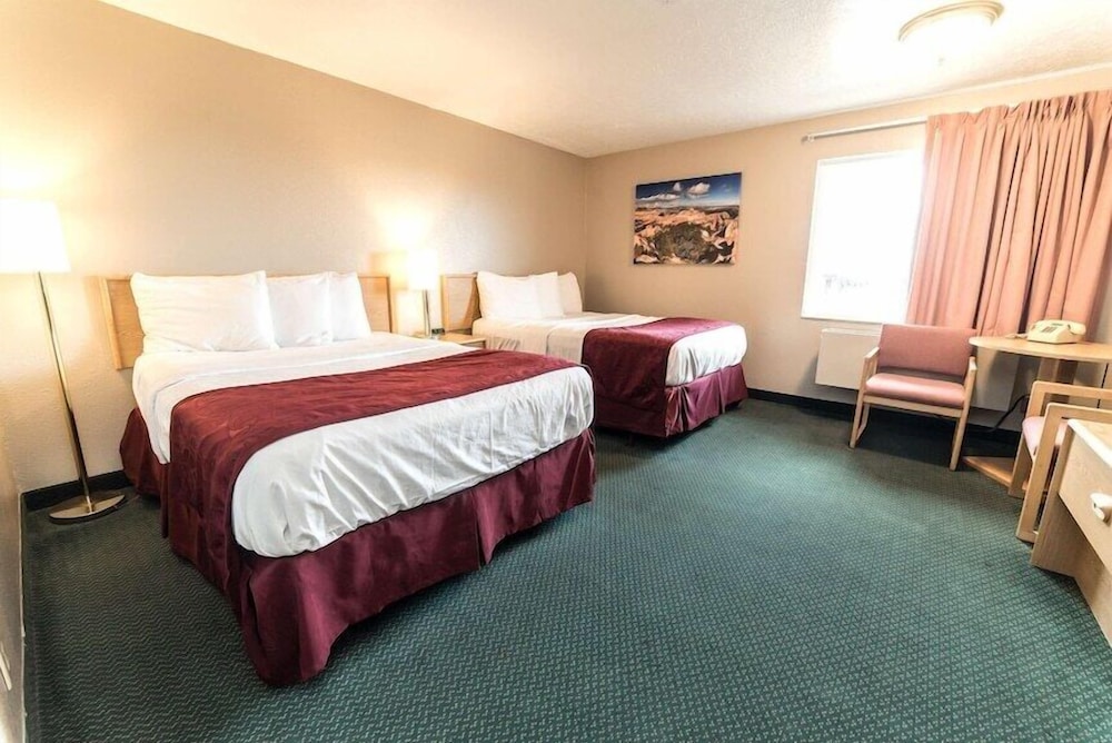 Red Ledges Inn 17/50