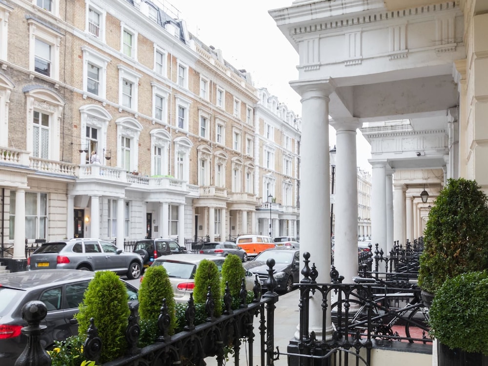 Notting Hill Gate Hotel 32/38