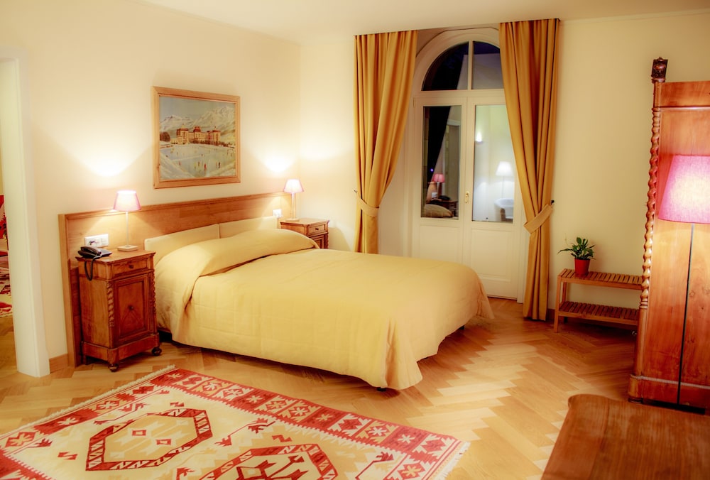 Maloja Palace 22/55