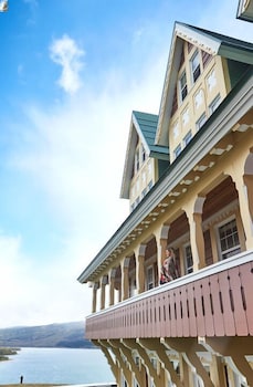 Prince of Wales Hotel 2/57