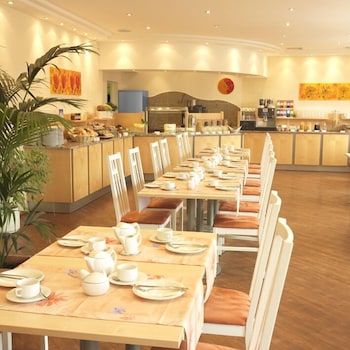 Hotel Amba 25/32