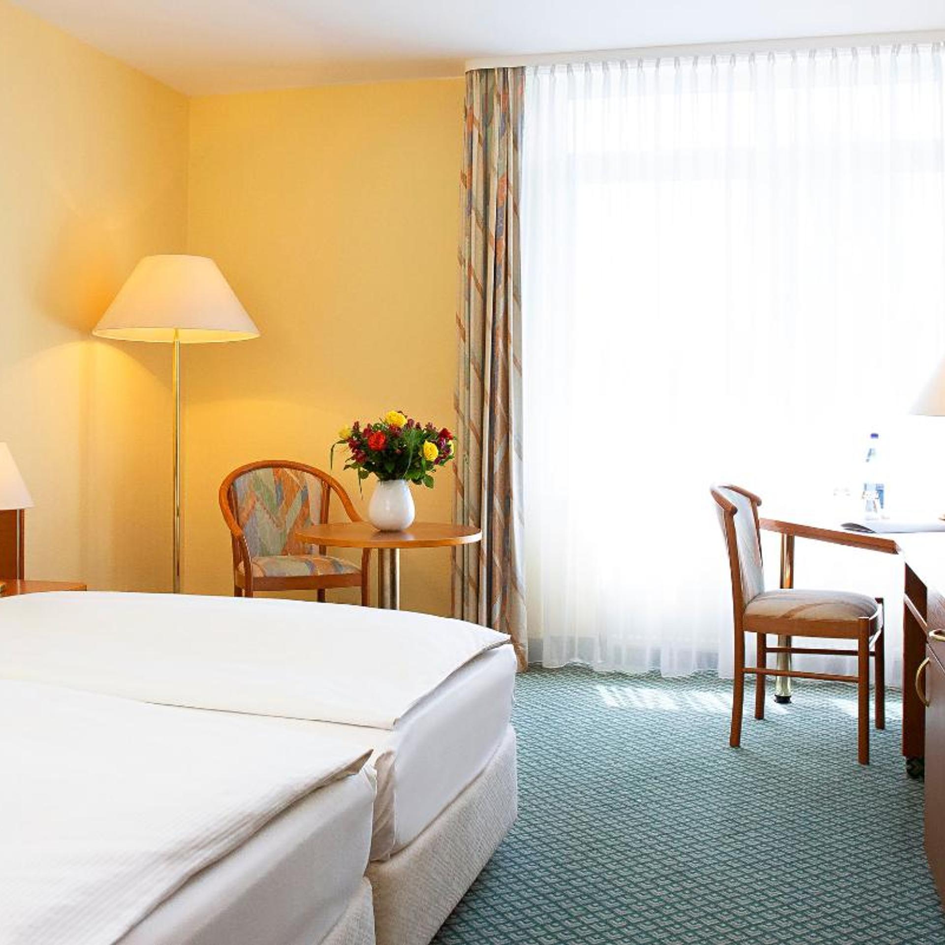 غرفة قياسية بسرير مزدوج، Victors Residenz-Hotel Gera 2/4