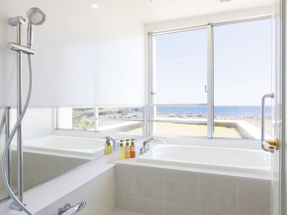 Shirahama Ocean Resort 57/59