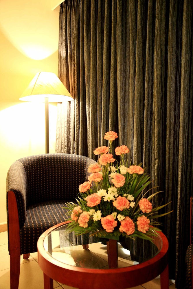 HARRISONS HOTEL 14/31