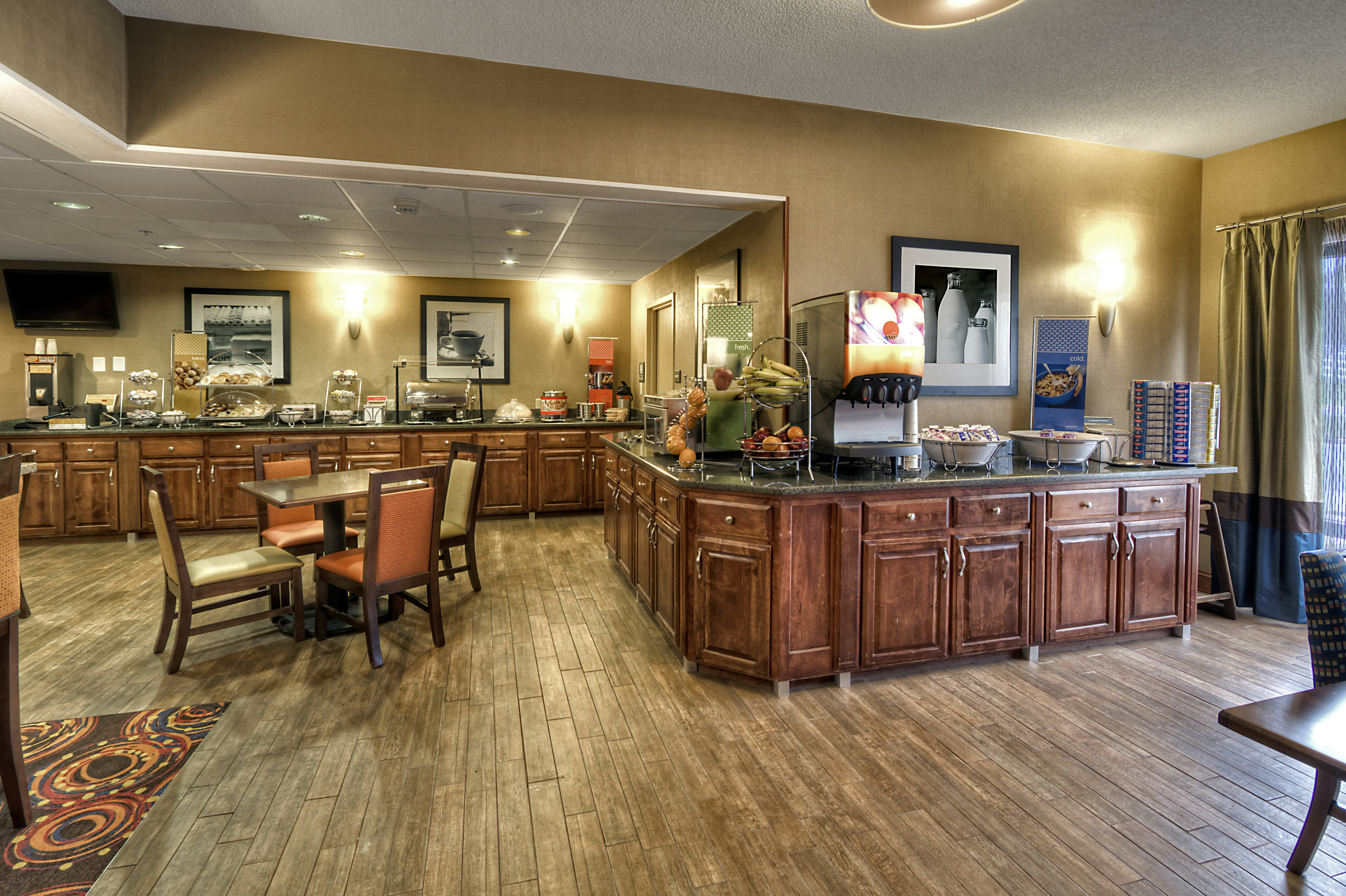 Hampton Inn Jonesville/Elkin 22/30