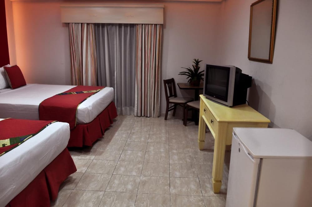 Bavaro Punta Cana Hotel Flamboyan 33/35