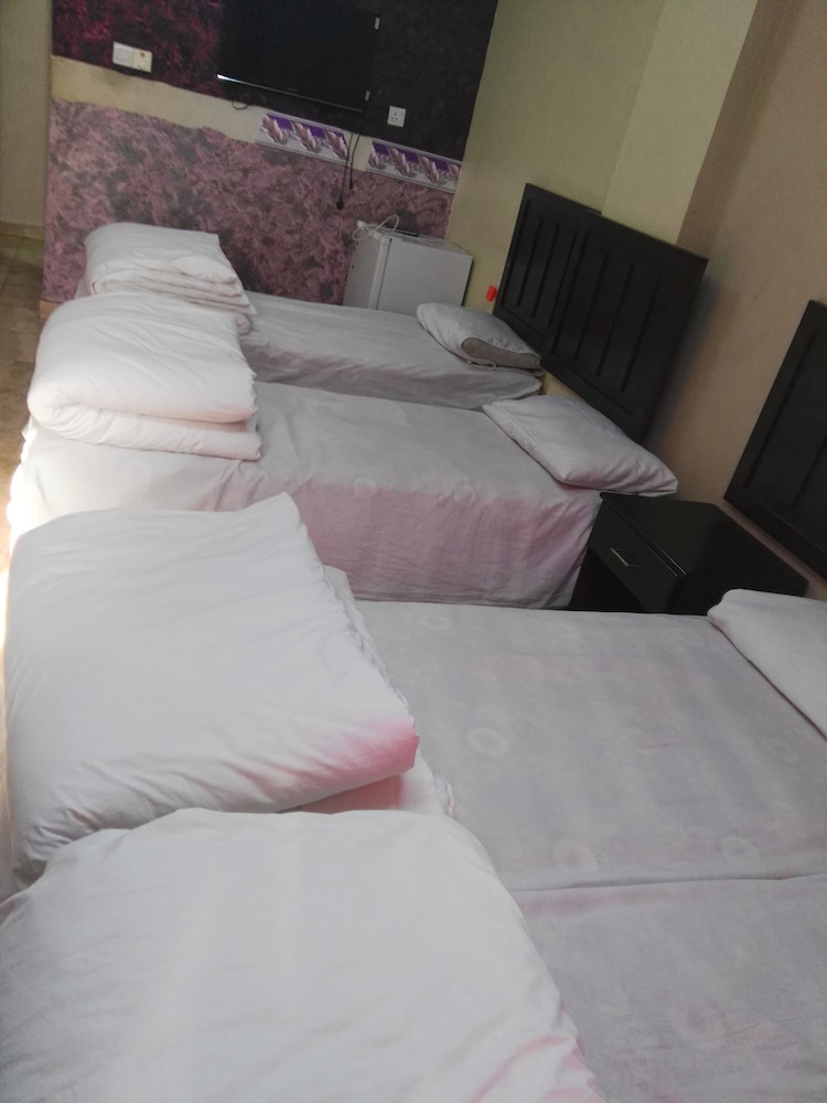 Sea Beach Hotel 32/44