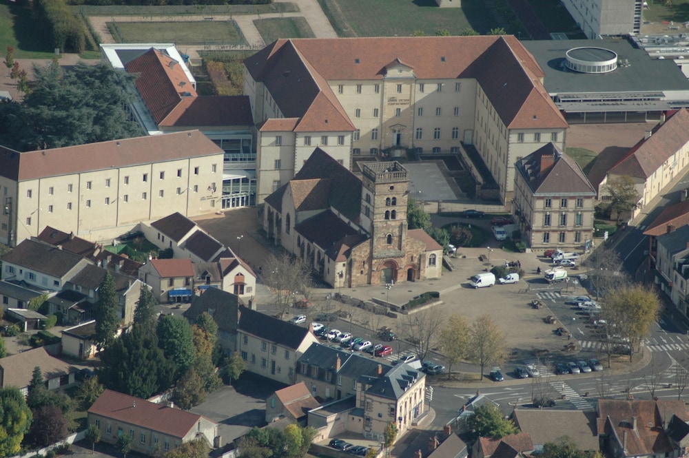 Hotel Kyriad Direct Moulins Sud - Yzeure 53/62