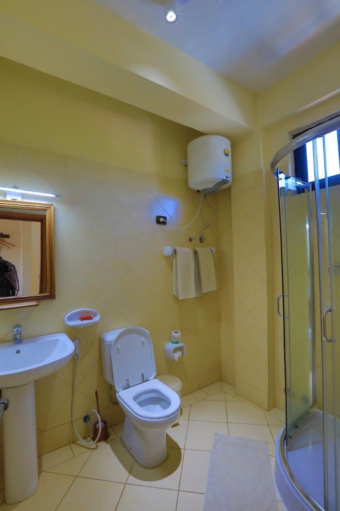 Harbe Hotel 50/50