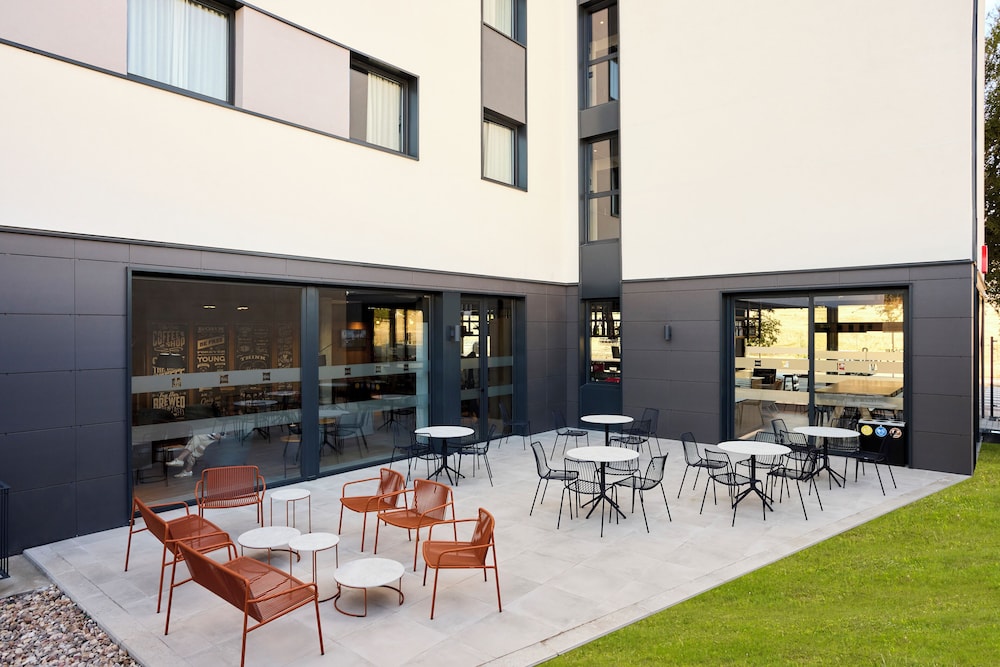 Ibis Madrid Norte Las Tablas 22/25