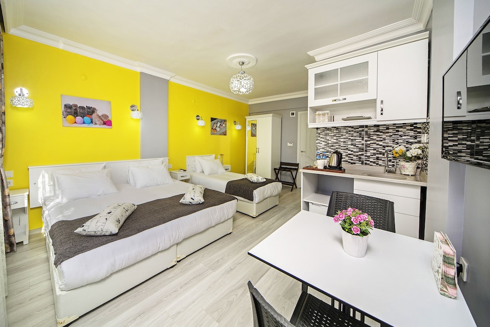 TAKSIM UNIQUE SUITES 54/73