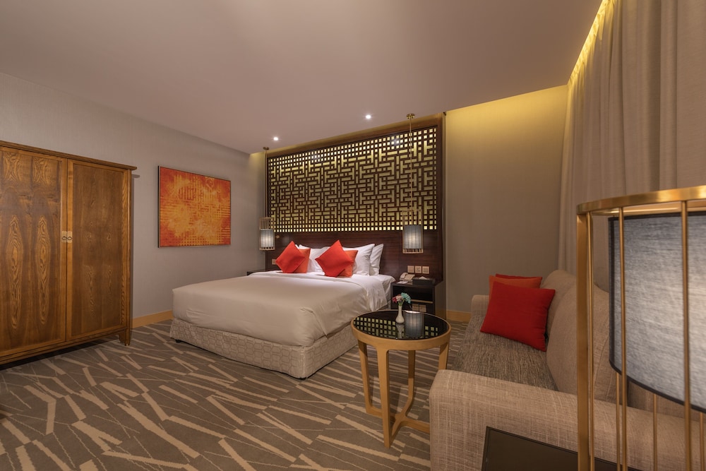 فندق رامادا القصيم(Ramada by Wyndham Al Qassim) 24/74