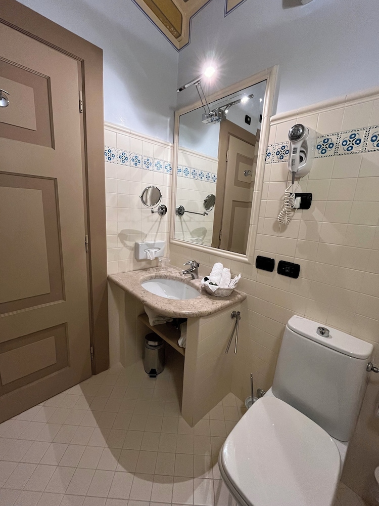 Relais Mirabella 44/45