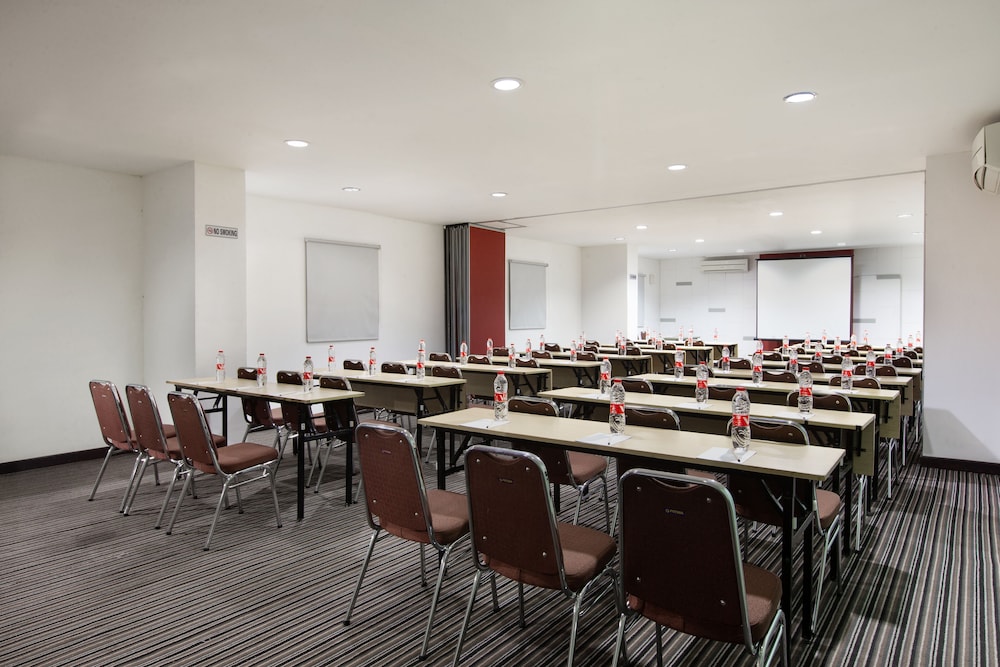 Hotel Amaris Pemuda Semarang 32/34