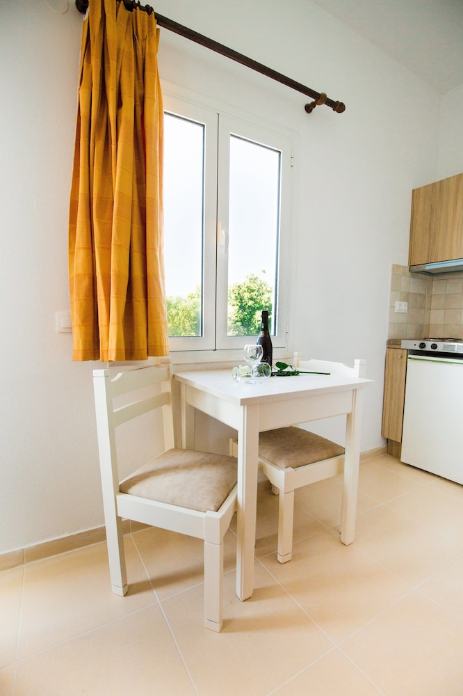 Mastorakis Hotel 50/69