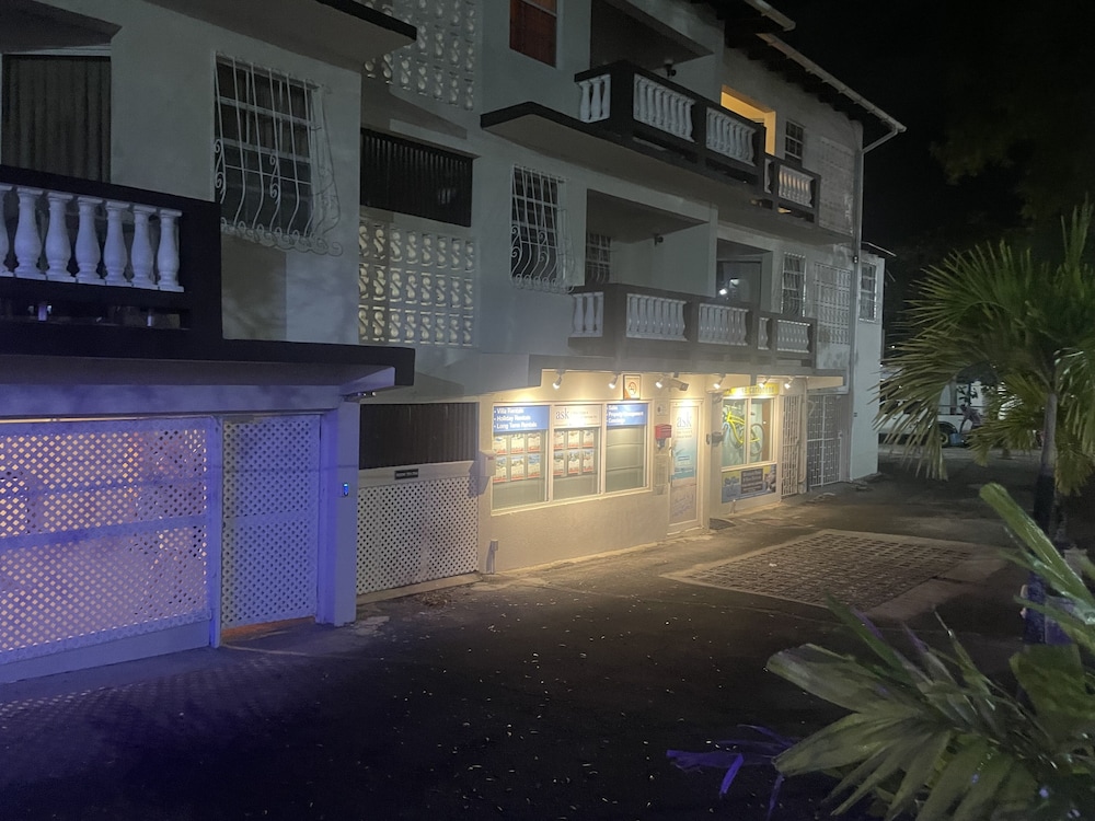 Mirabelle Apartments 1/18