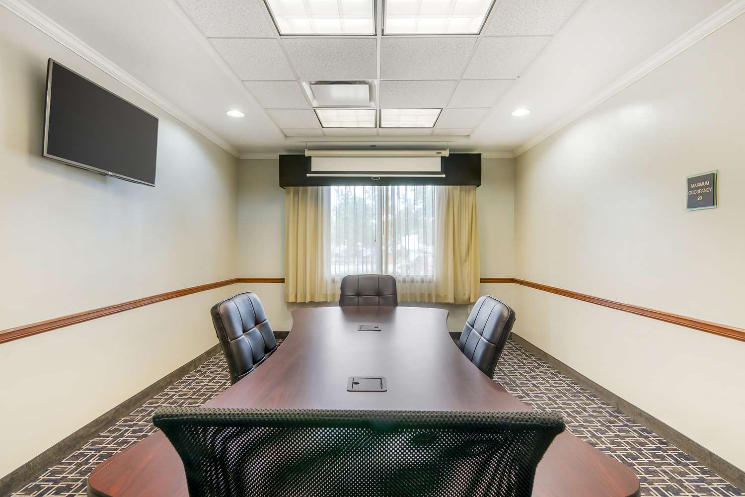 Best Western Plus Olathe Hotel 32/34