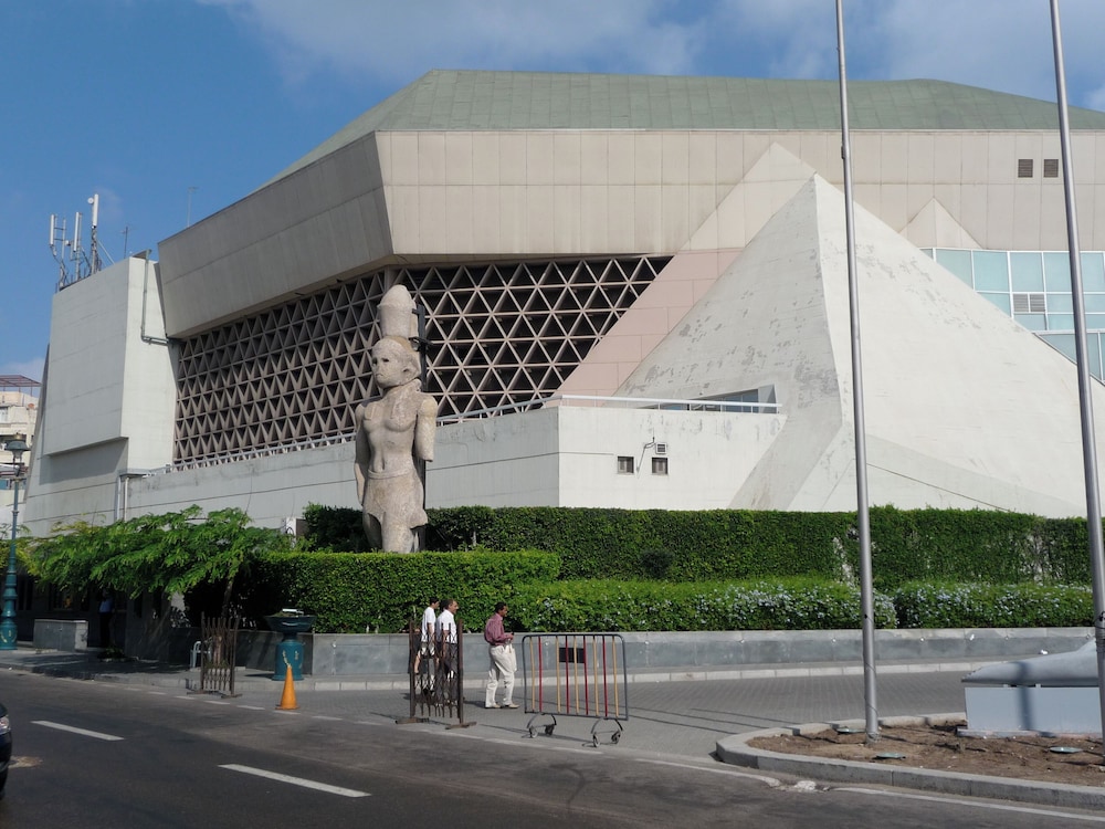 Nefri Pyramids Hotel 38/50