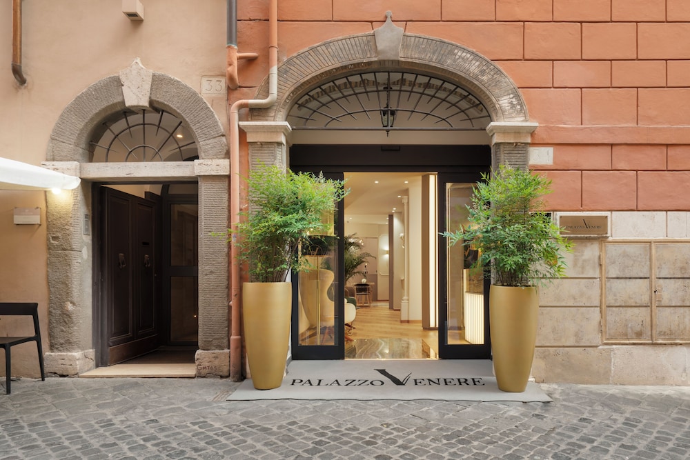 Palazzo Venere 2/50