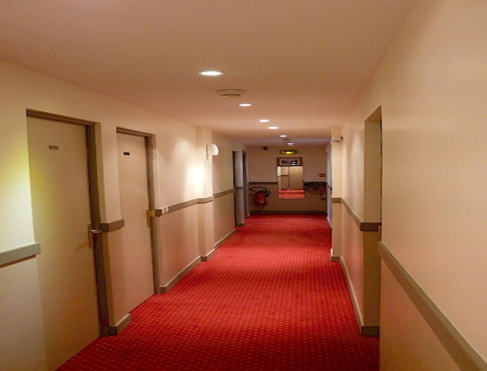 Hotel des Bains 22/48