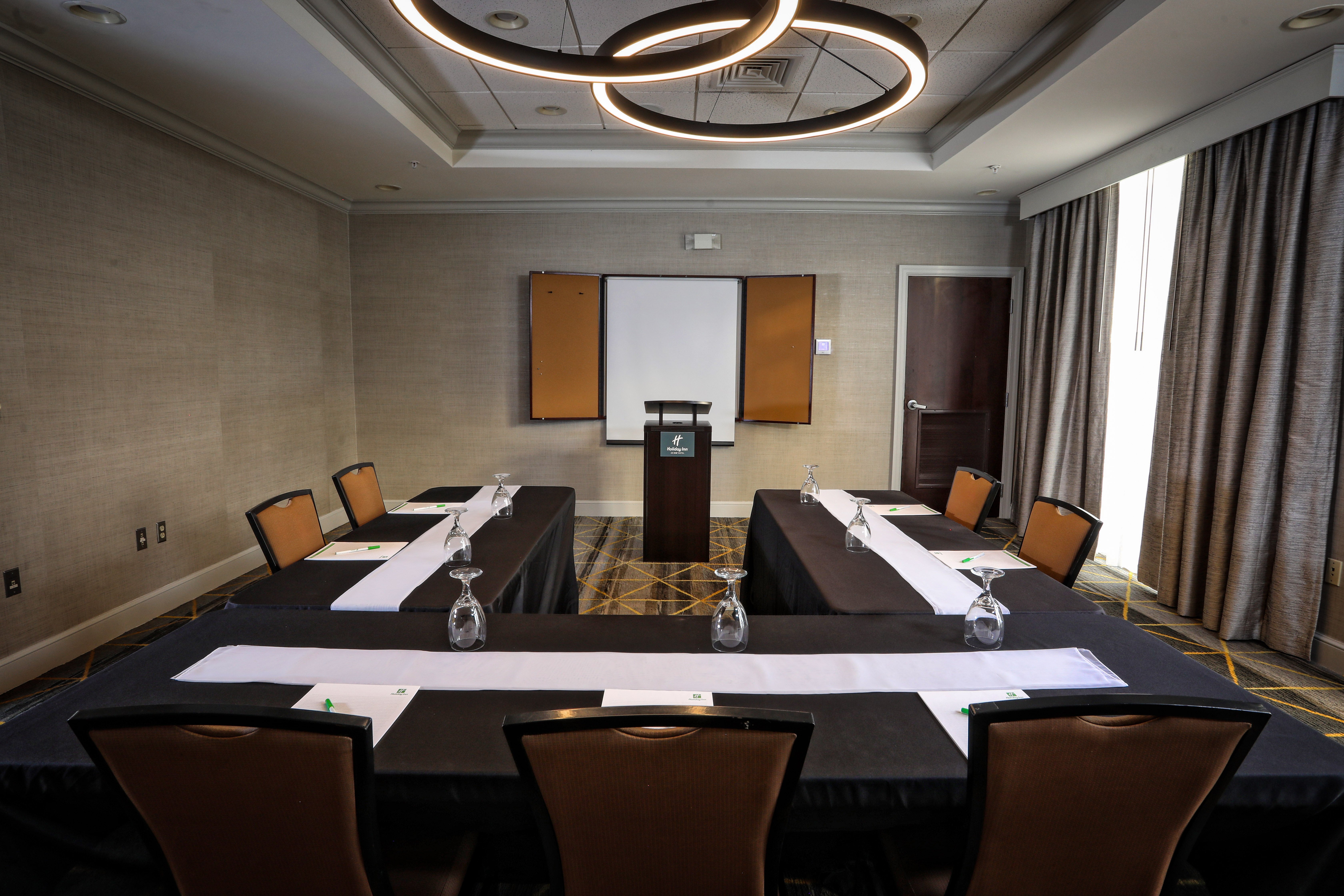 Holiday Inn Statesboro-University Area 49/62