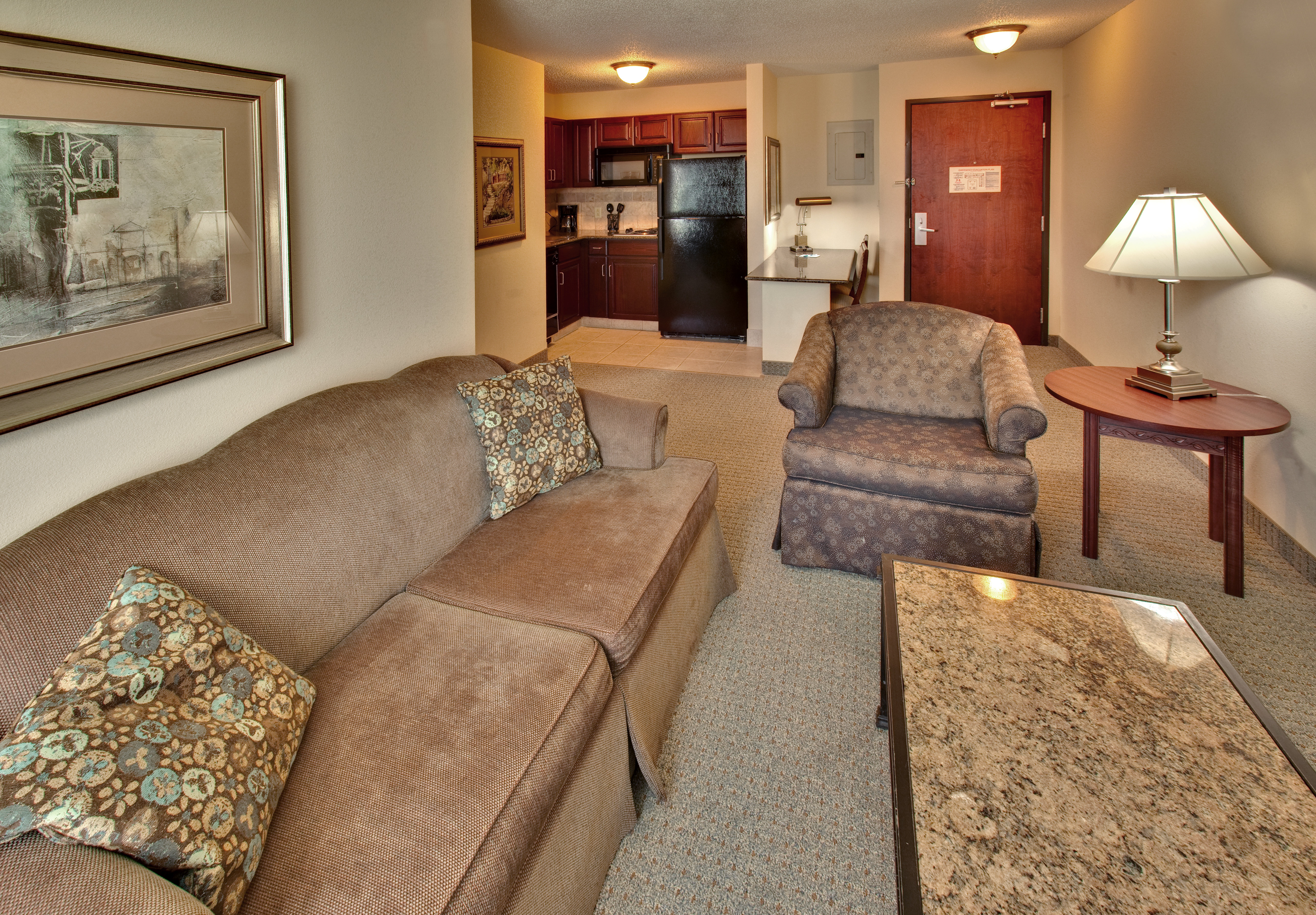 Staybridge Suites West Des Moines 52/76