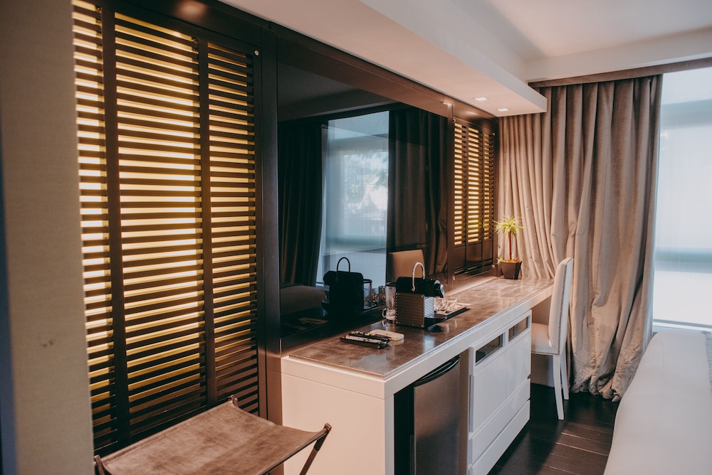 1828 Smart Hotel 47/69