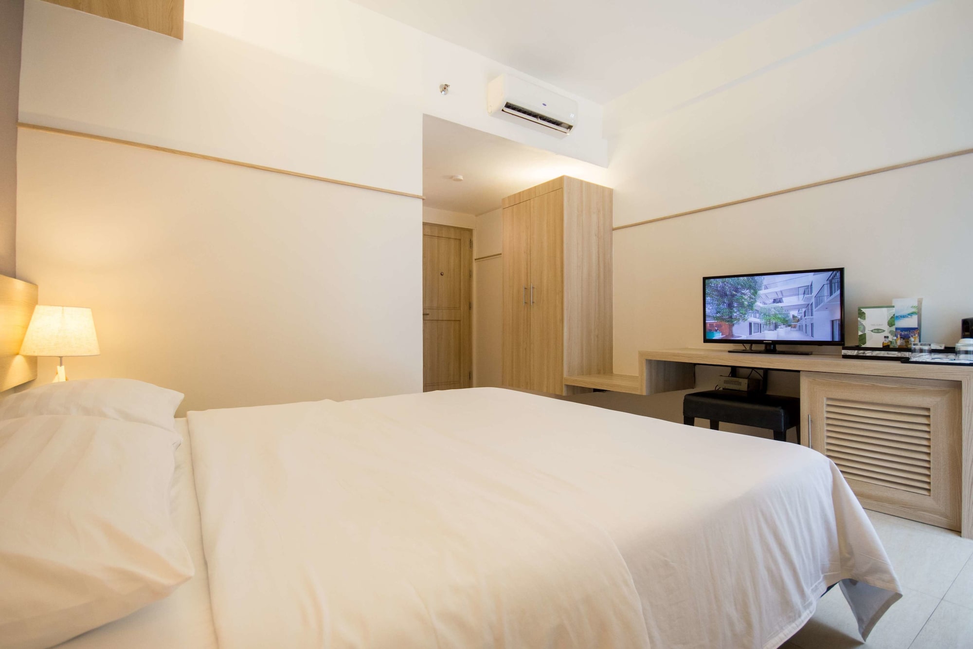 Room at The Tides Hotel Boracay, BORACAY