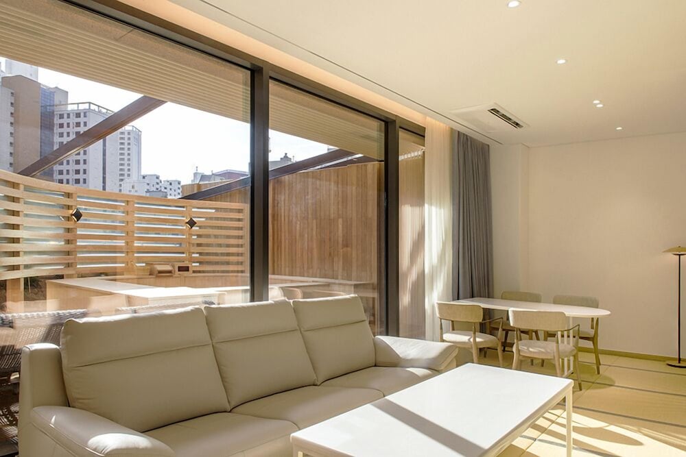 Hotel Nongshim 35/50