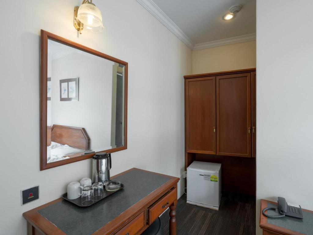 Penta Hotel 55/55