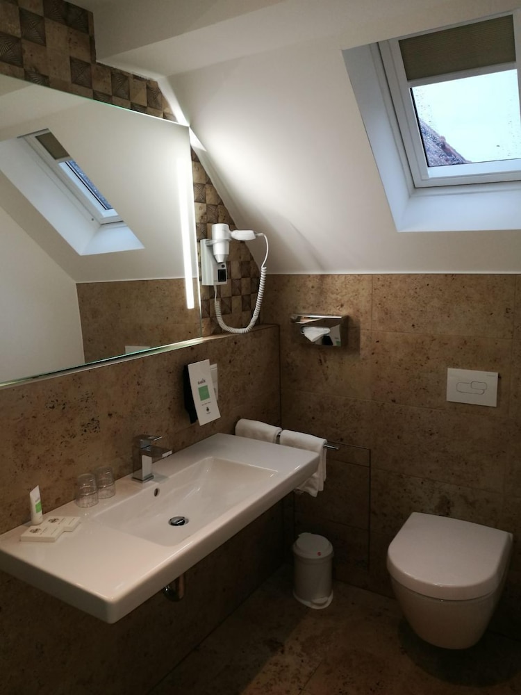 Seehotel Fahrhaus 36/36