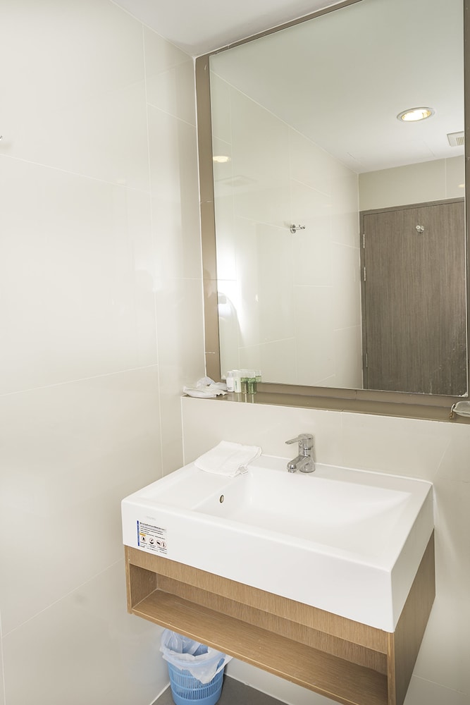 Treetops Pattaya Condominium 69/69