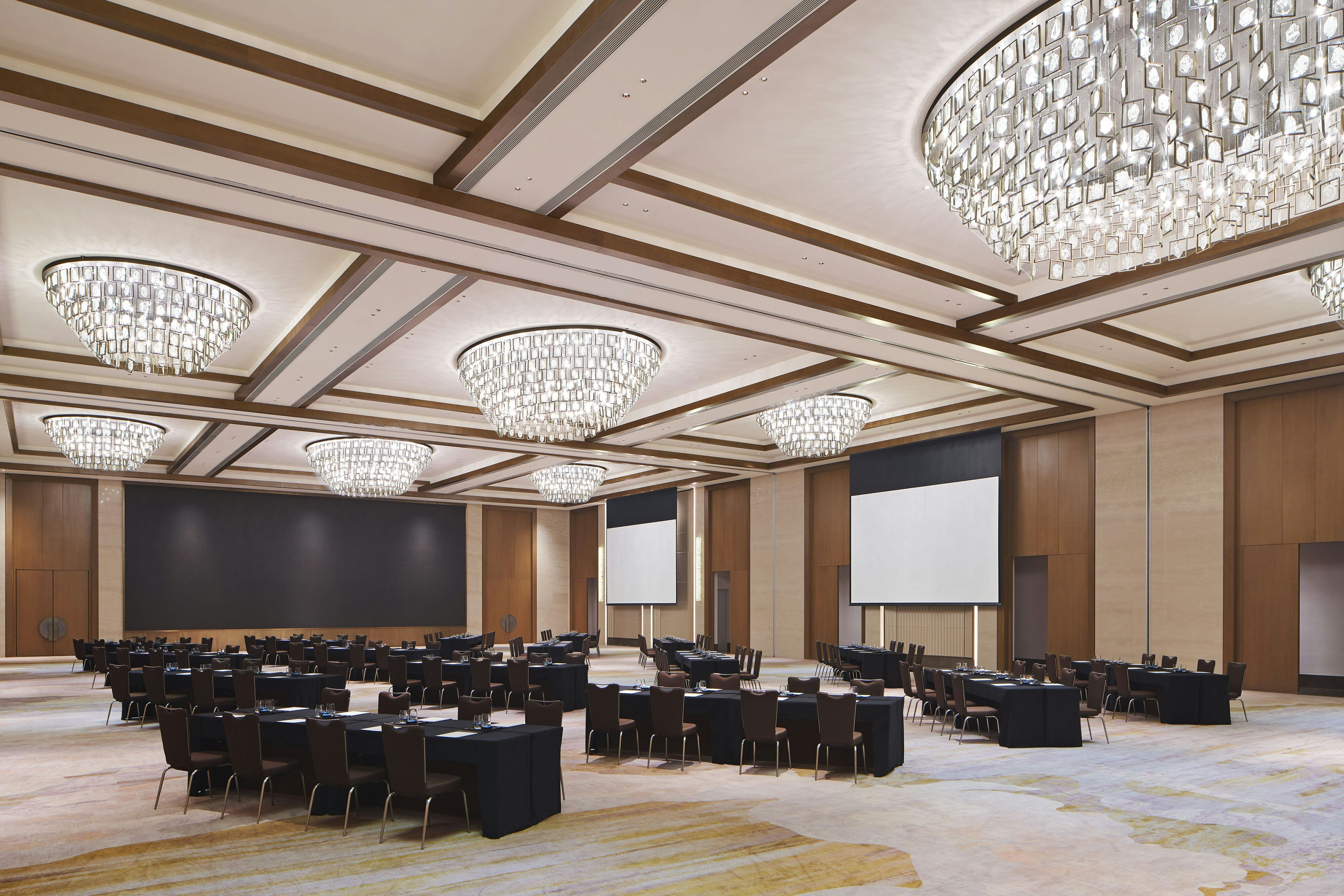 Sheraton Yunfu Xinxing Hotel 47/55
